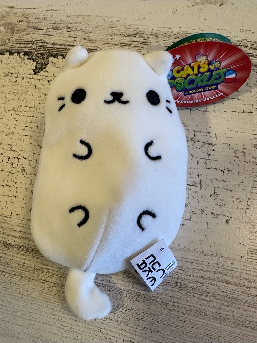 Cats vs. Pickles Limited Edition Snowball #247 NEW